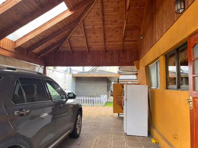 Hermosa Casa de 217 m2 sector Av Alemania (185194) - Imagen 4