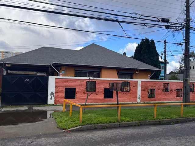 Hermosa Casa de 217 m2 sector Av Alemania (185194)