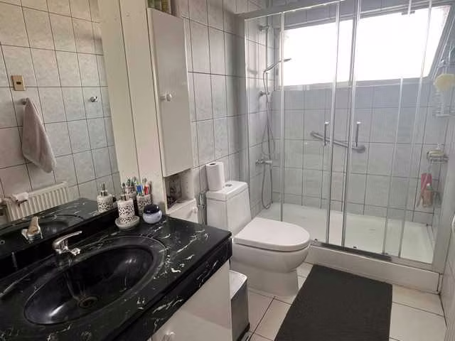 Hermosa Casa de 217 m2 sector Av Alemania (185194) - Imagen 21