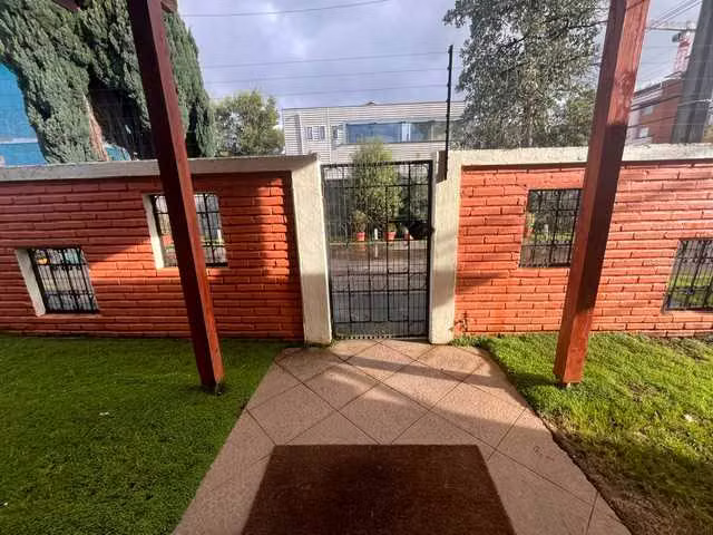 Hermosa Casa de 217 m2 sector Av Alemania (185194) - Imagen 25