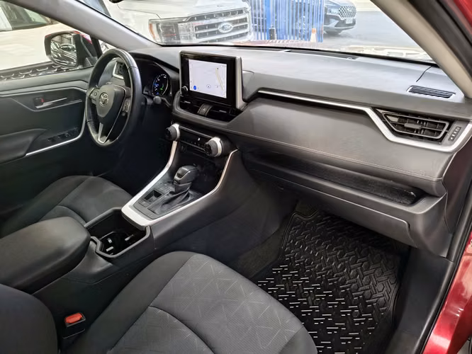 TOYOTA RAV4 2025 - Imagen 17