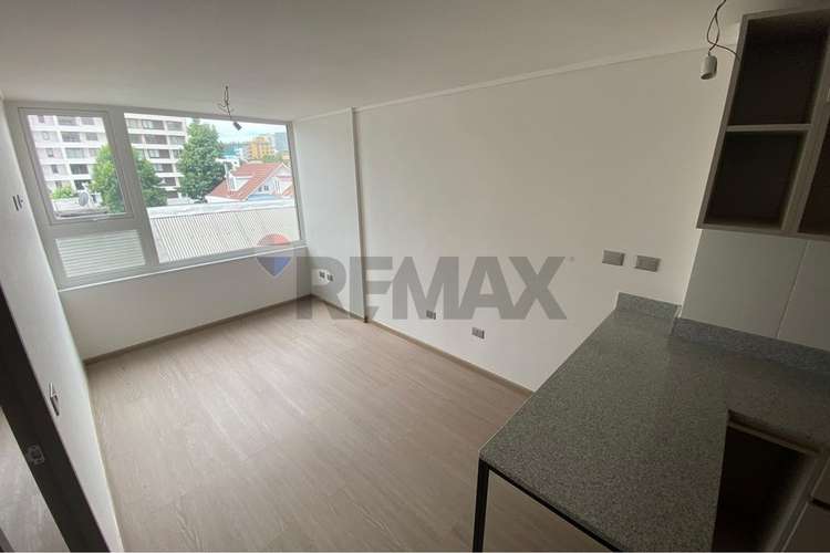 Arriendo departamento centrico - Imagen 3