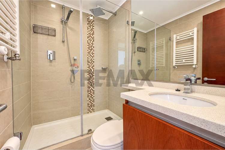 Dúplex seminuevo con quincho privado - las condes - Imagen 14
