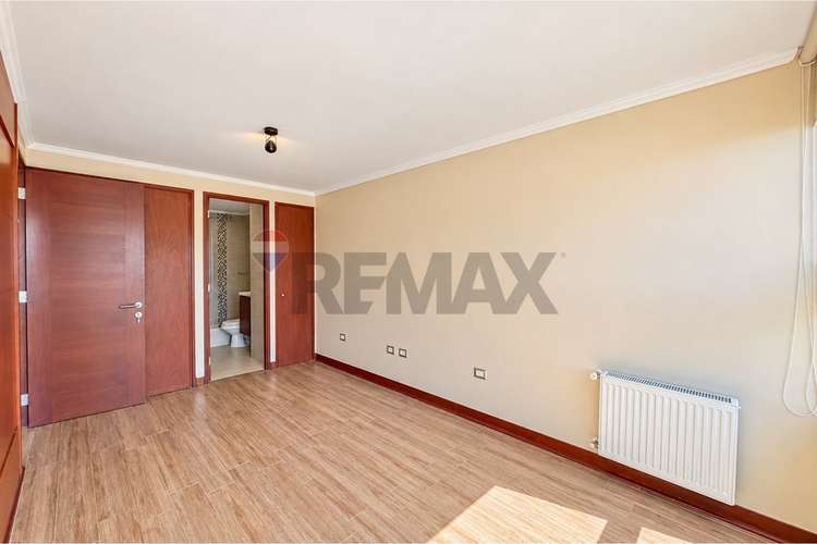 Dúplex seminuevo con quincho privado - las condes - Imagen 12