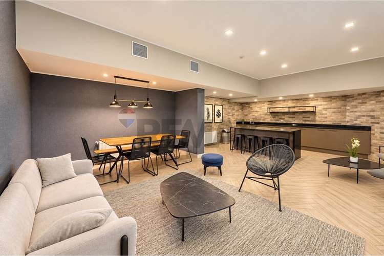 Dúplex seminuevo con quincho privado - las condes - Imagen 24
