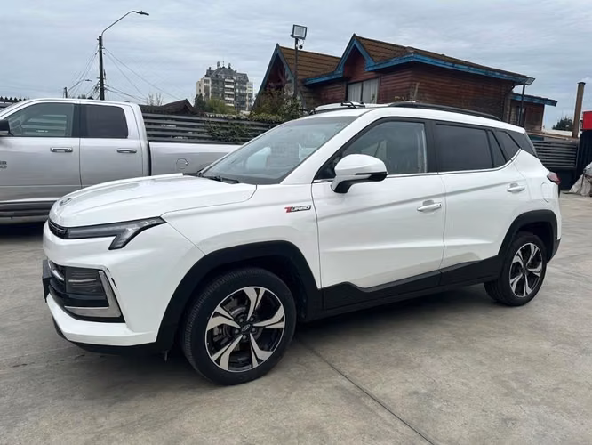 2023 Jac Js4 1.6 COMFORT 4X2 MT 5P.