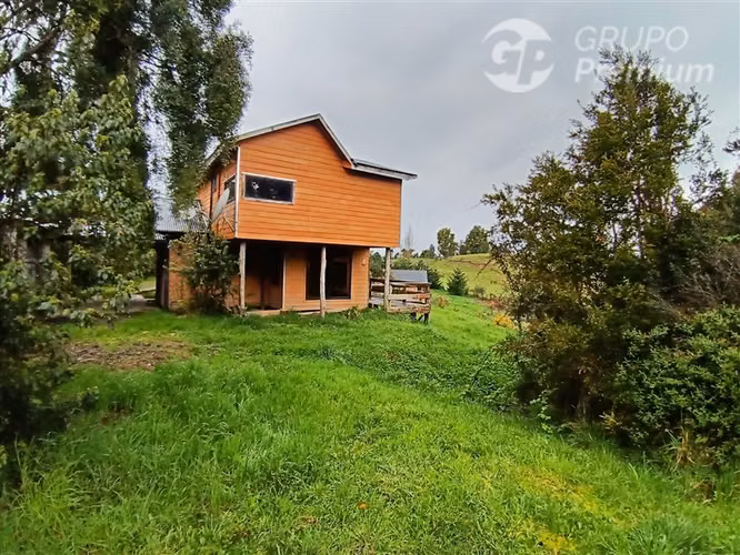 CASA DE 194 M2 + CABAÑA DE 56 M2 + TERRENO DE 5.000 M2 - Imagen 5
