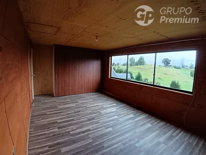 CASA DE 194 M2 + CABAÑA DE 56 M2 + TERRENO DE 5.000 M2 - Imagen 36