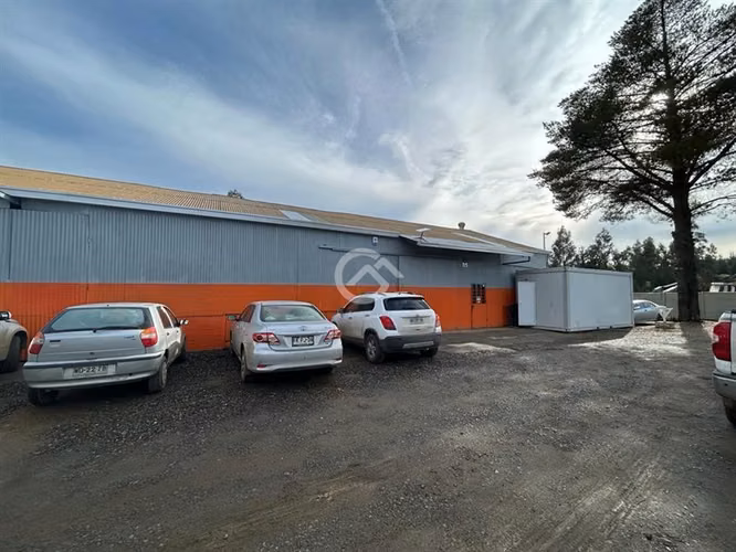 Venta Terreno Industrial 10.000m2 con Galpón Ruta L-30-M