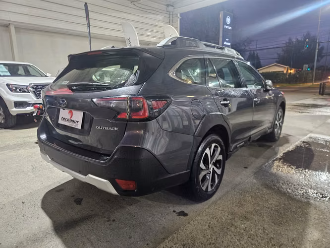 SUBARU OUTBACK 2.5 AT - Imagen 10