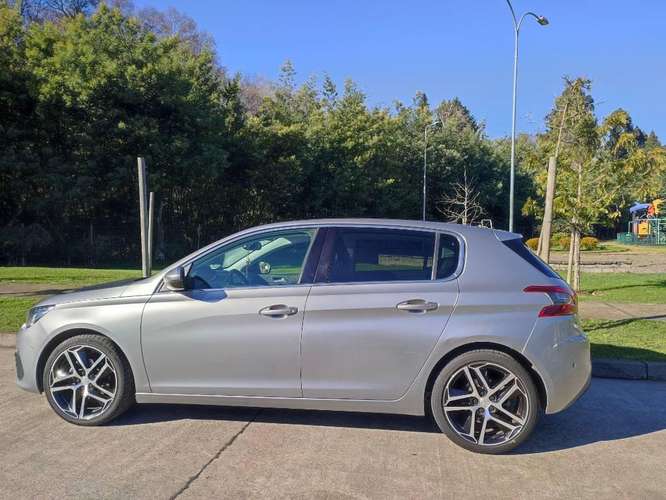Vendo mi auto Peugeot 308 diesel full