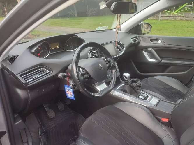 Vendo mi auto Peugeot 308 diesel full