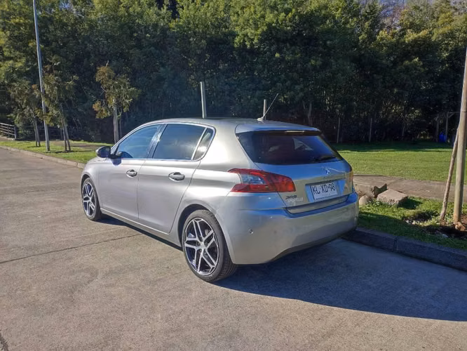 Vendo mi auto Peugeot 308 diesel full