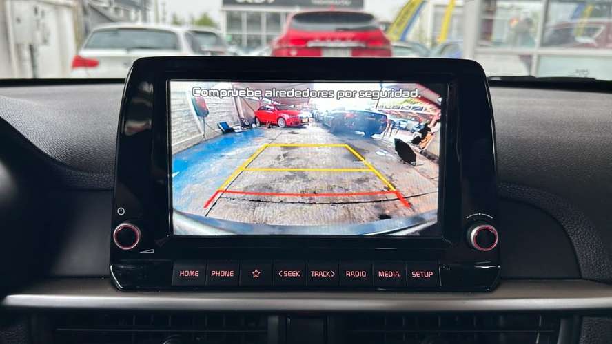 Kia Morning MPI 1.2 MT (2022) - Imagen 9