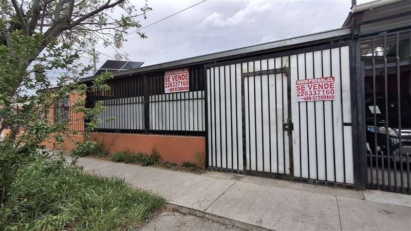 Casa en venta de 3 dorm. en Lo Espejo