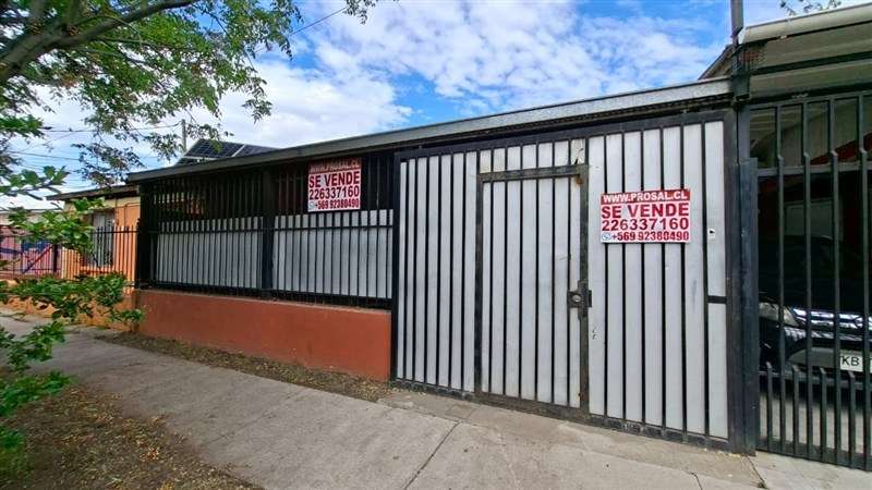 Casa en venta de 3 dorm. en Lo Espejo