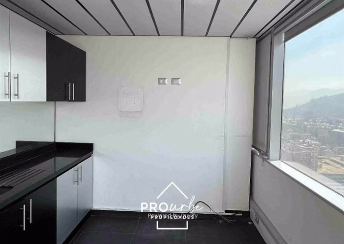 Oficina en arriendo en Santiago - Imagen 9