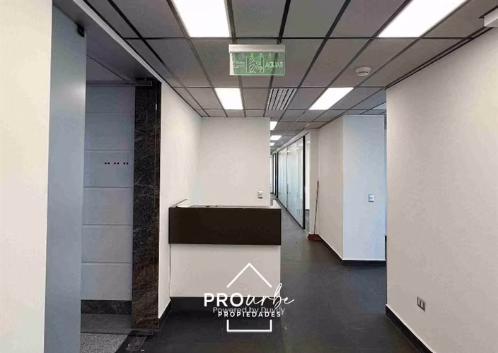 Oficina en arriendo en Santiago - Imagen 1