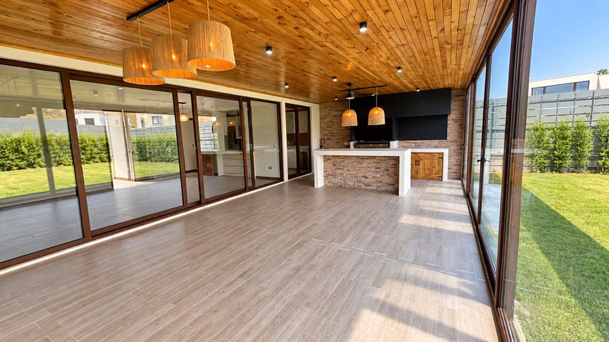 CASA EN ARRIENDO SANTA ELENA DE CHICUREO - Imagen 4