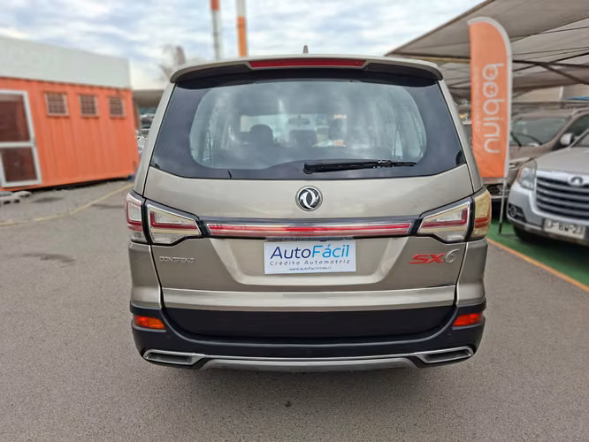dongfenf joyear sx6 2019  3 corridas de asientos 2.0 UNICA DUEÑA - Imagen 5