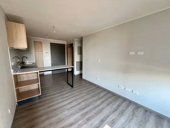 ARRIENDO DPTO NUEVO A PASOS METRO CERRILLOS