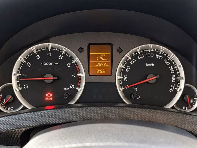 SUZUKI SWIFT 1.2 GL AC - 2015 | 4584 - Imagen 9