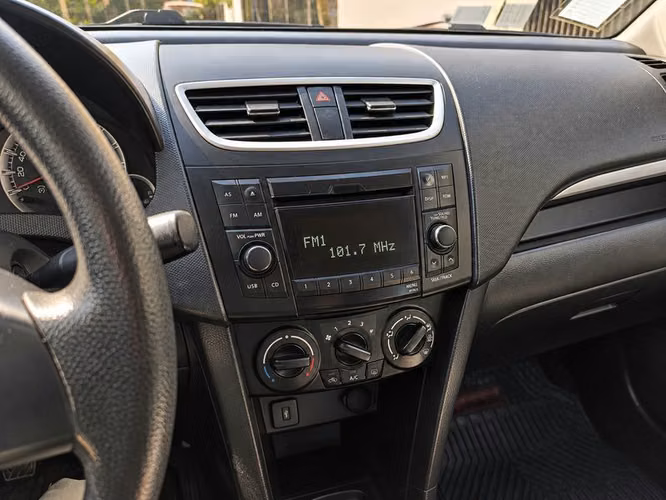 SUZUKI SWIFT 1.2 GL AC - 2015 | 4584 - Imagen 14