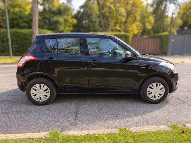 SUZUKI SWIFT 1.2 GL AC - 2015 | 4584 - Imagen 7
