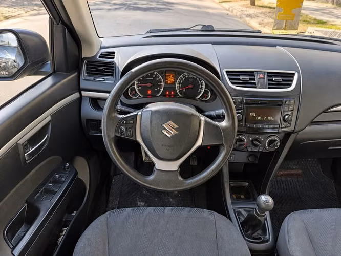SUZUKI SWIFT 1.2 GL AC - 2015 | 4584 - Imagen 12
