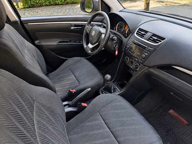 SUZUKI SWIFT 1.2 GL AC - 2015 | 4584 - Imagen 15
