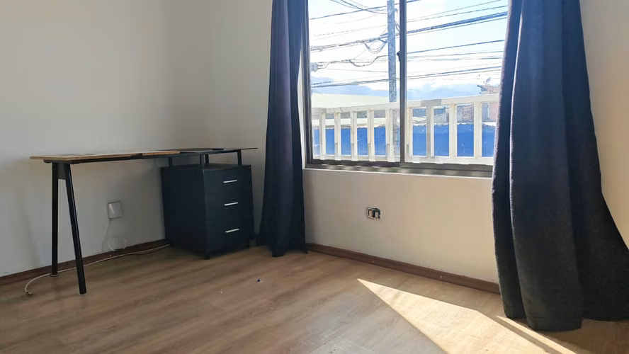 VENDO CASA EN TRANQUILO BARRIO RESIDENCIAL DE LIMACHE - Imagen 12