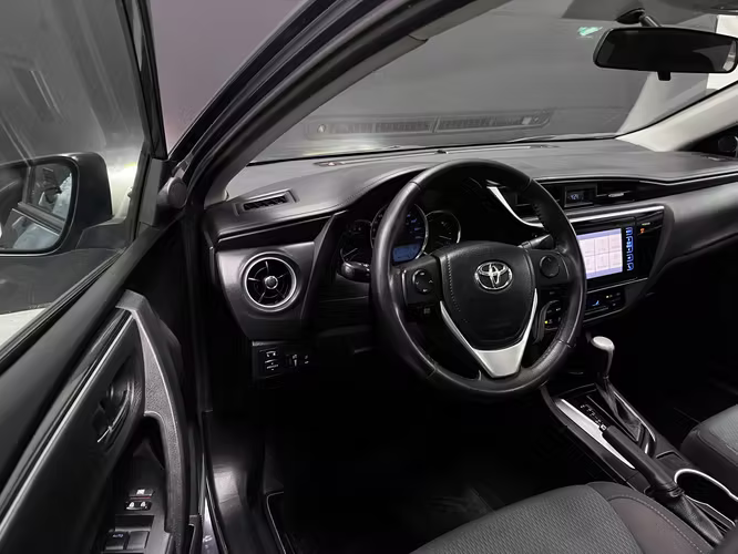 TOYOTA COROLLA 1.8 CVT LE