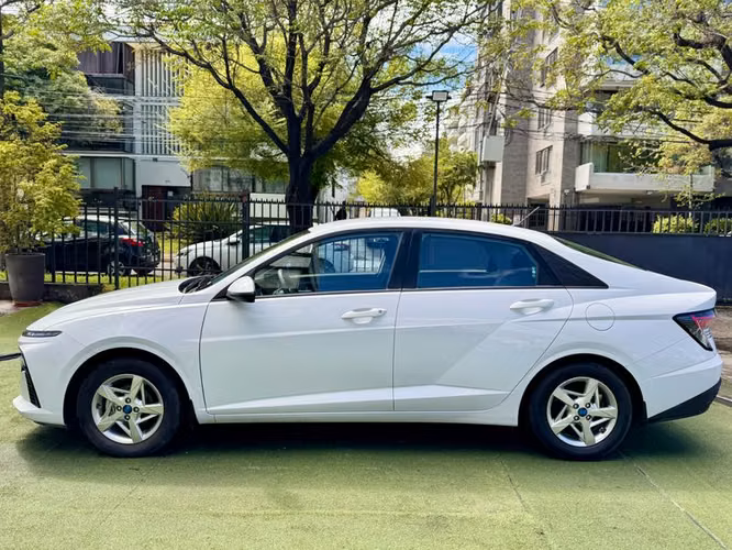 HYUNDAI ACCENT BN7I 1.5 MT PLUS - 2024 | 4906 - Imagen 7