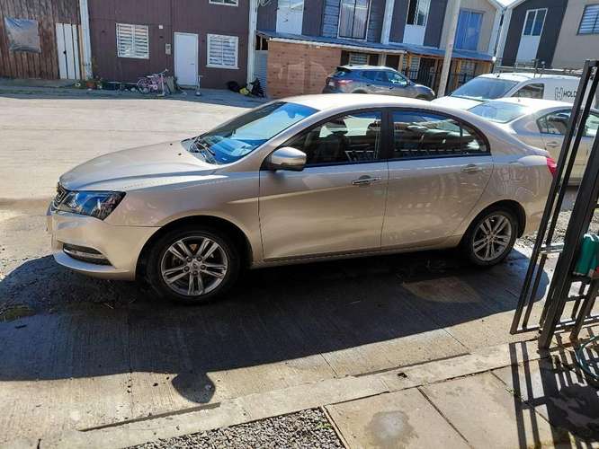 Vendo Geely emgrand 7