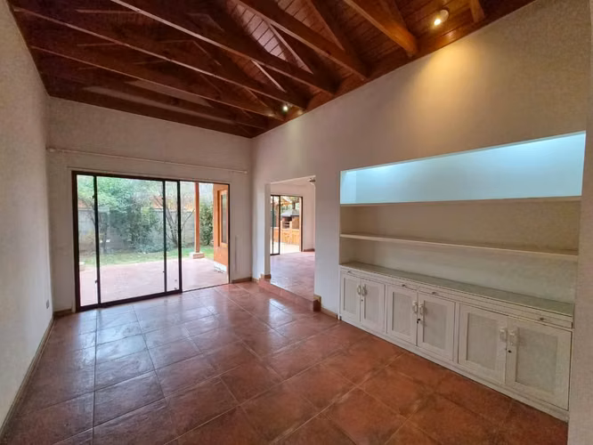 Arriendo amplia y cómoda casa en El Polo de Machalí - Imagen 6