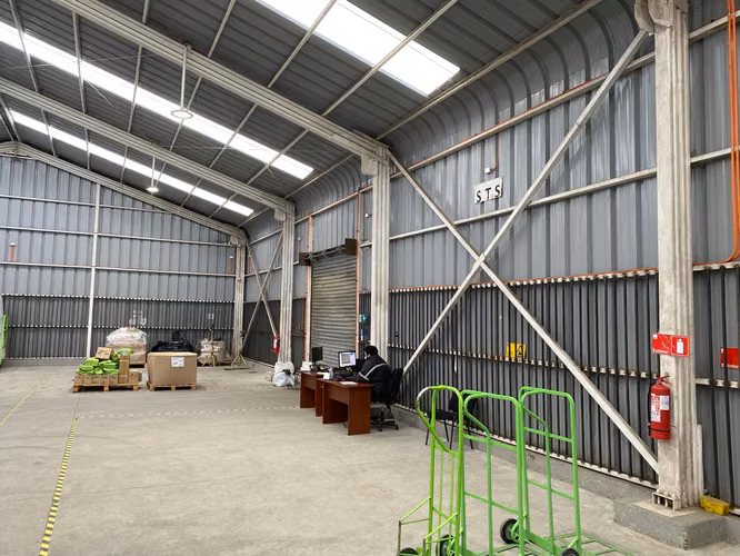 Bodega Comercial en Arriendo, sector Paillao, Valdivia - Imagen 2