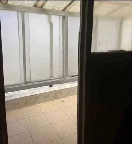 Amplia Casa en Zona Conectada (185253) - Imagen 13