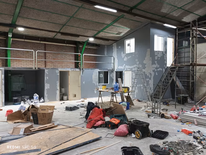 REMODELACIONES , MANTENCIONES Y CONSTRUCCIONES - Imagen 8