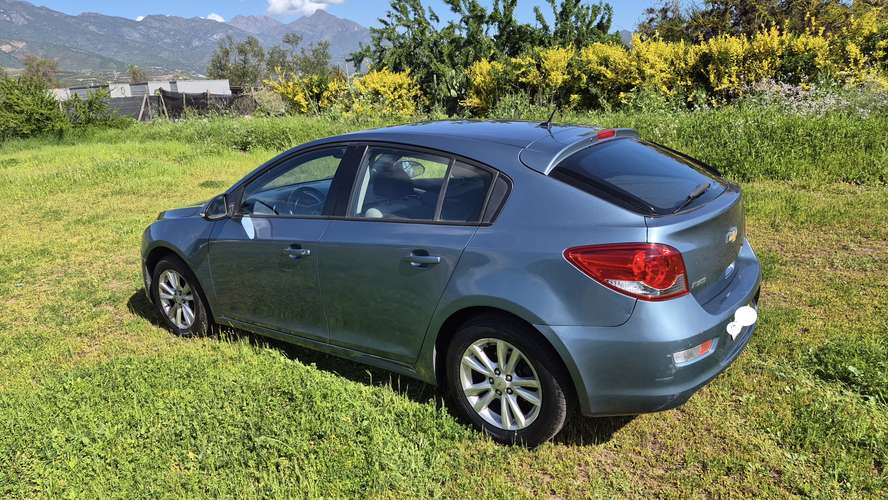 Chevrolet Cruze 1.8 LS  4 x 2 AT. - Imagen 4