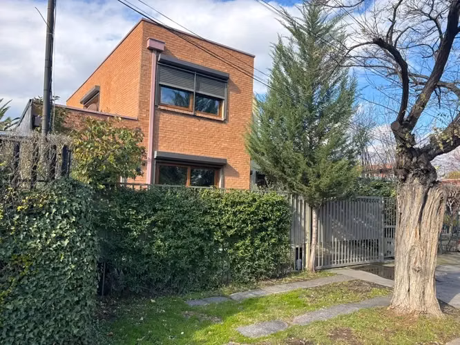 ¡Exclusiva Casa en Vitacura! - Imagen 3