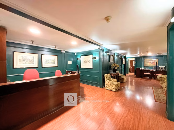 VENTA OFICINA 15HAB 3BA SANTIAGO - Imagen 1