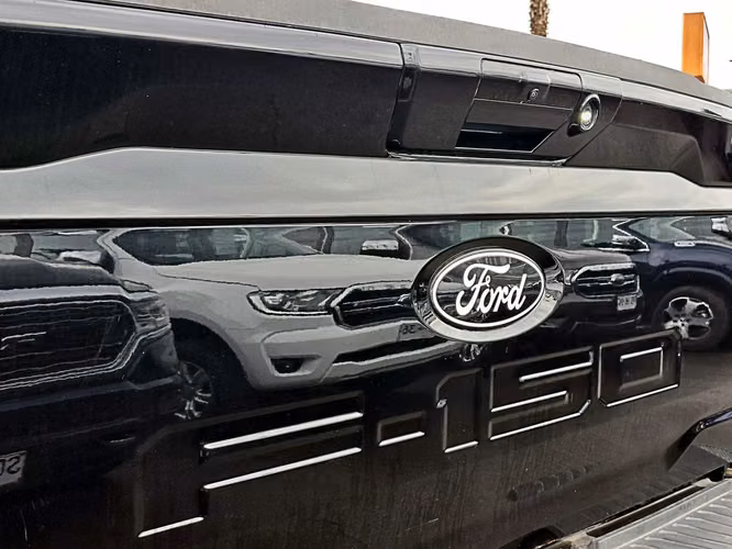 FORD F-150 2025 - Imagen 7