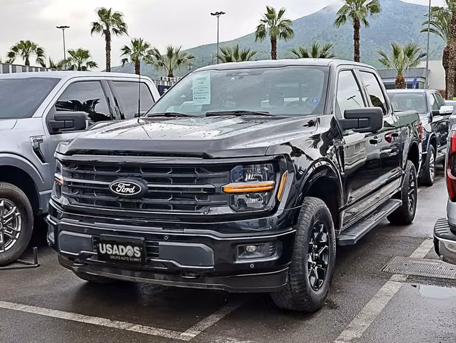 FORD F-150 2025