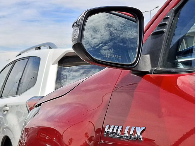 TOYOTA HILUX 2017 - Imagen 7