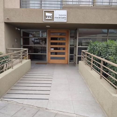 DEPTO AMOBLADO 3D 2B E +B CONDOMINIO ALTOS DE CAST
