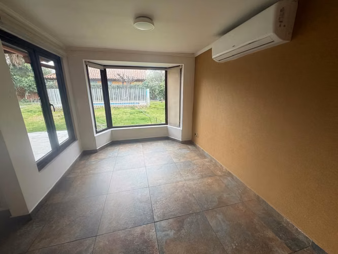ARRIENDO CASA 5HAB 4BA COLINA - Imagen 6