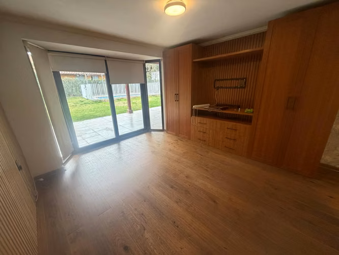 ARRIENDO CASA 5HAB 4BA COLINA - Imagen 26