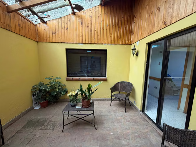 Casa Amplia para uso comercial o habitacional (185274)