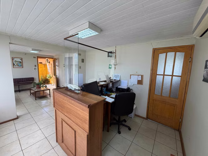 Casa Amplia para uso comercial o habitacional (185274)