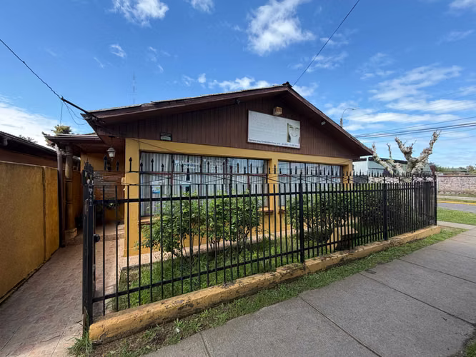 Casa Amplia para uso comercial o habitacional (185274)